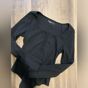 Abercrombie & Fitch Long Sleeve
